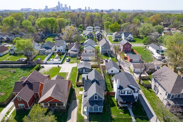 560 Jefferson Avenue, Indianapolis, IN 46201