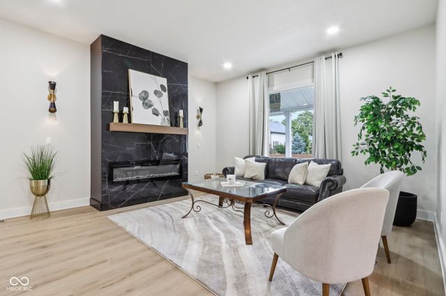 560 Jefferson Avenue, Indianapolis, IN 46201