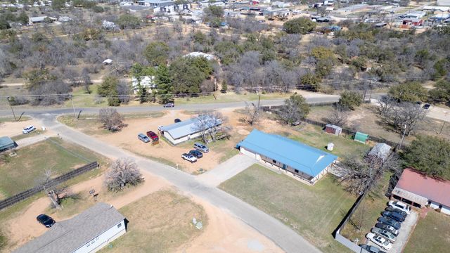 2207 Boxwood CIR, Kingsland, TX 78639