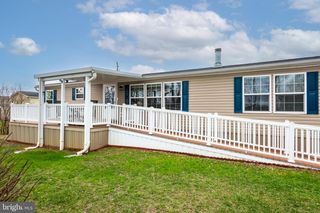 47 JANIS RD, Gordonville, PA 17529