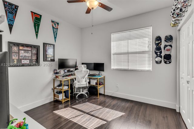 1002 NE 41st Pl, Homestead, FL 33033