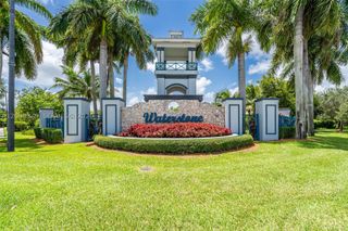 1002 NE 41st Pl, Homestead, FL 33033