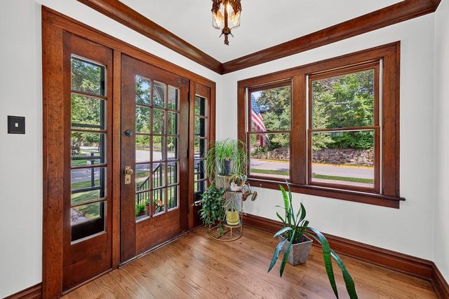 N69W6171 Bridge ROAD, Cedarburg, WI 53012
