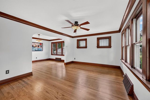 N69W6171 Bridge ROAD, Cedarburg, WI 53012