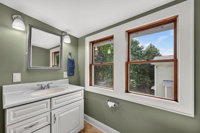 N69W6171 Bridge ROAD, Cedarburg, WI 53012