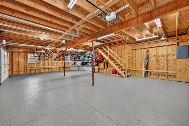 N69W6171 Bridge ROAD, Cedarburg, WI 53012