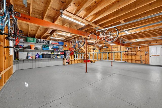 N69W6171 Bridge ROAD, Cedarburg, WI 53012