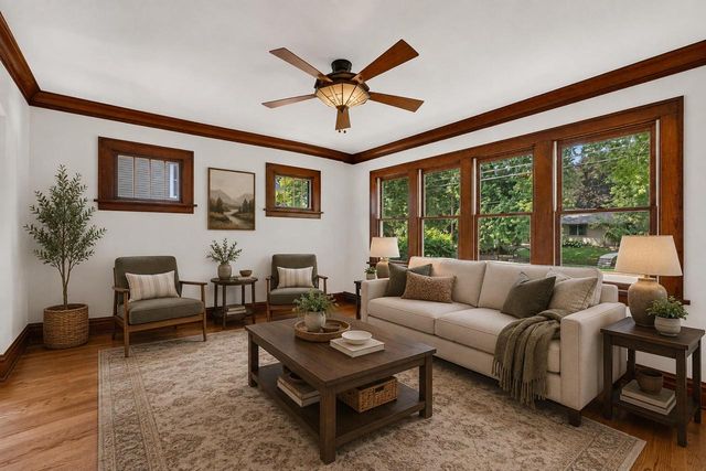 N69W6171 Bridge ROAD, Cedarburg, WI 53012