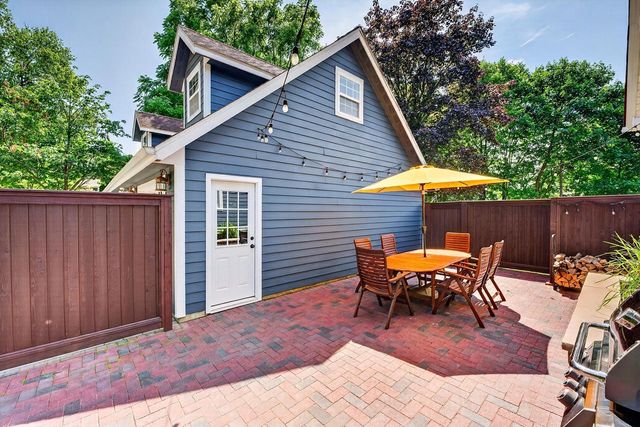 N69W6171 Bridge ROAD, Cedarburg, WI 53012