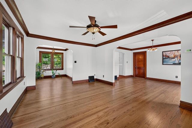 N69W6171 Bridge ROAD, Cedarburg, WI 53012