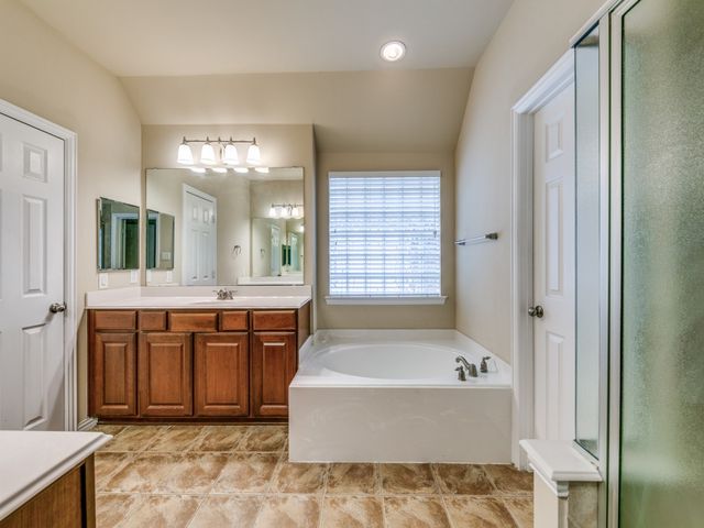 7124 Dry Creek Drive, Plano, TX 75025