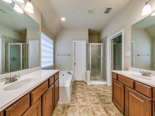 7124 Dry Creek Drive, Plano, TX 75025