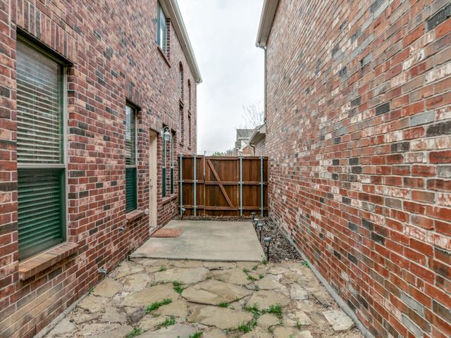 7124 Dry Creek Drive, Plano, TX 75025