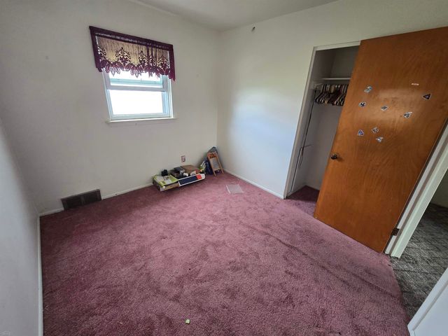 22339 Socia Street, Saint Clair Shores, MI 48082