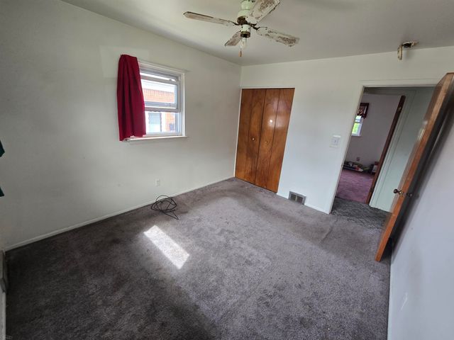 22339 Socia Street, Saint Clair Shores, MI 48082