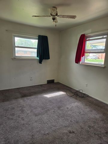 22339 Socia Street, Saint Clair Shores, MI 48082