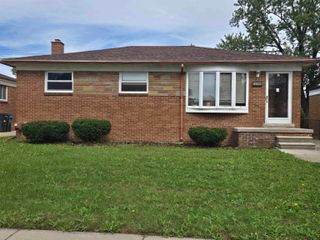 22339 Socia Street, Saint Clair Shores, MI 48082