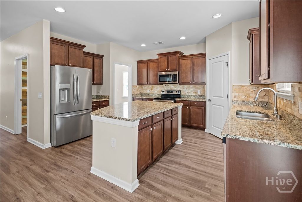 Image 13 of property listing at 202 Gandy Cut, Richmond Hill, GA 31324