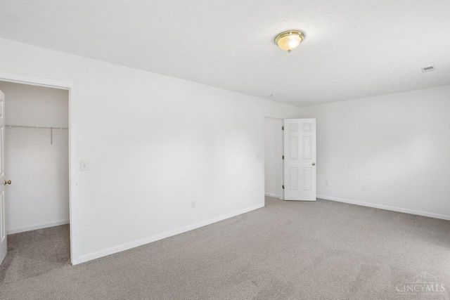 14 Hummingbird Way, Pierce Twp, OH 45102