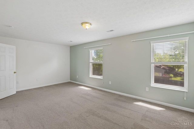 14 Hummingbird Way, Pierce Twp, OH 45102