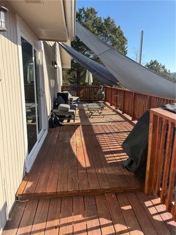 80 Table Rock Drive, Holiday Island, AR 72631