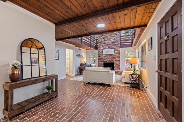 2901 PELHAM ROAD N, St Petersburg, FL 33710