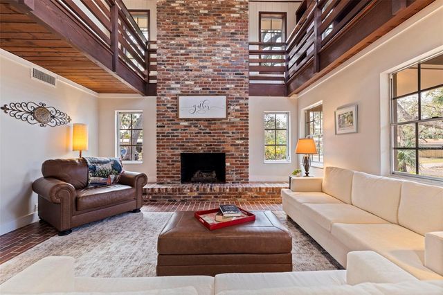 2901 PELHAM ROAD N, St Petersburg, FL 33710