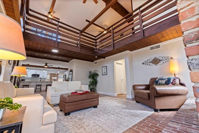 2901 PELHAM ROAD N, St Petersburg, FL 33710