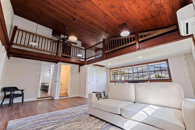 2901 PELHAM ROAD N, St Petersburg, FL 33710