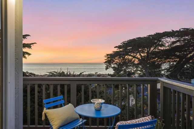 14 Cragmont Court, Pacifica, CA 94044