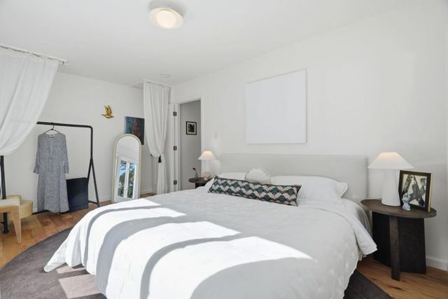 14 Cragmont Court, Pacifica, CA 94044