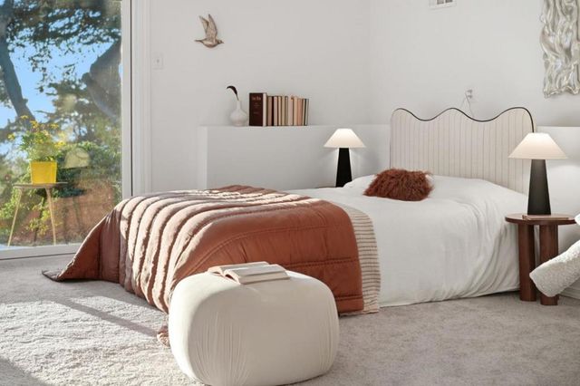 14 Cragmont Court, Pacifica, CA 94044