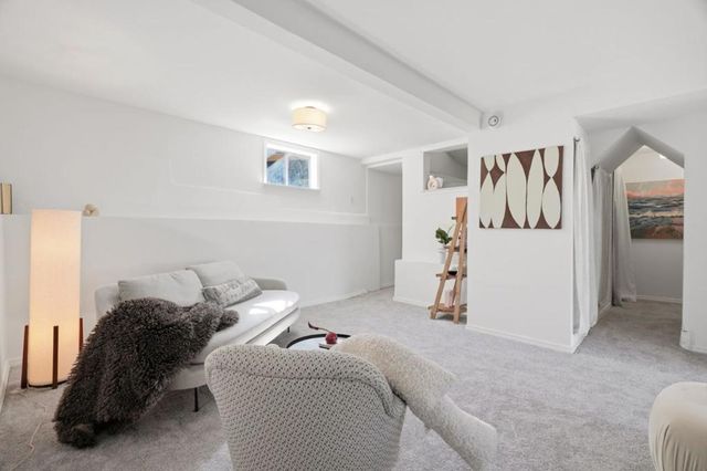 14 Cragmont Court, Pacifica, CA 94044