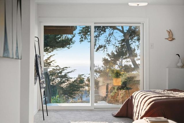 14 Cragmont Court, Pacifica, CA 94044