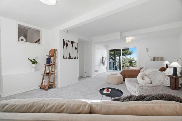 14 Cragmont Court, Pacifica, CA 94044