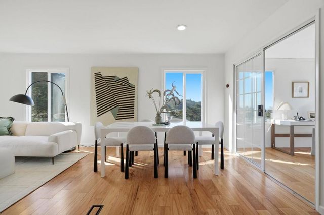 14 Cragmont Court, Pacifica, CA 94044