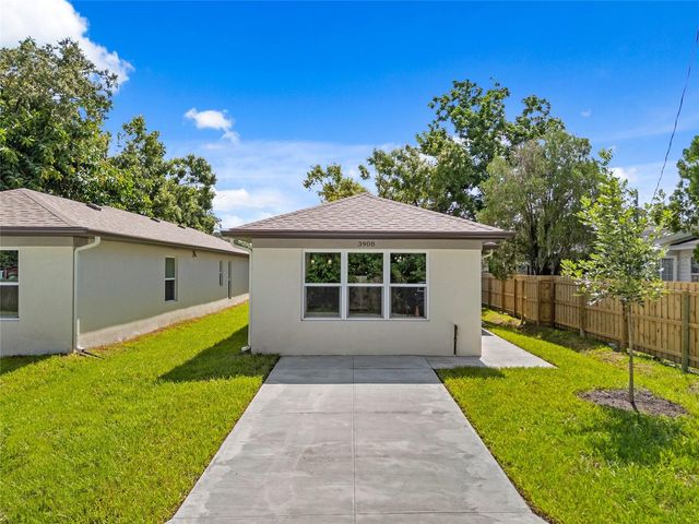 3908 WALNUT AVENUE, Sarasota, FL 34234