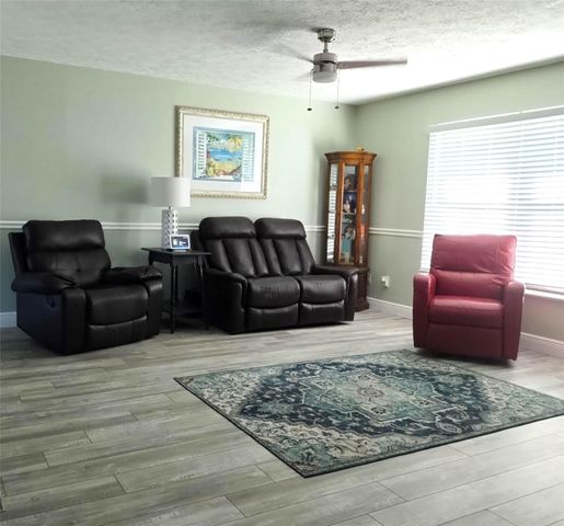 361 SW Fairway Ave, Port St Lucie, FL 34983