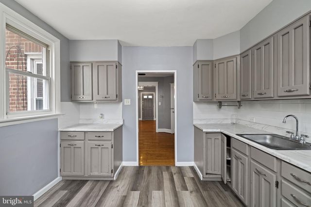 532 E CHELTENHAM AVE, Philadelphia, PA 19120