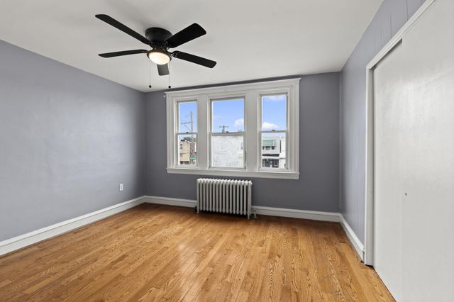 532 E CHELTENHAM AVE, Philadelphia, PA 19120