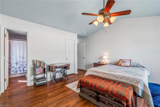 509 Collington Drive, Mebane, NC 27302