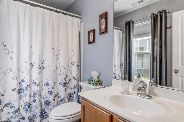509 Collington Drive, Mebane, NC 27302