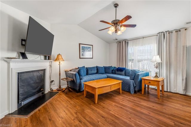 509 Collington Drive, Mebane, NC 27302
