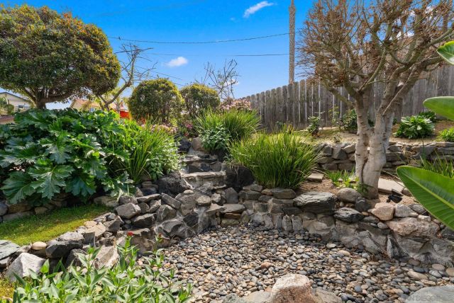 1305 Cornish Drive, Oceanside, CA 92054