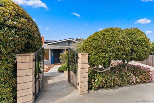 1305 Cornish Drive, Oceanside, CA 92054