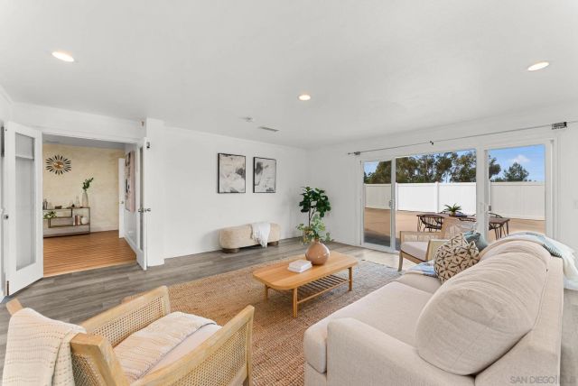 1305 Cornish Drive, Oceanside, CA 92054