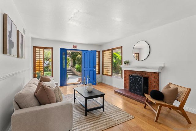 1305 Cornish Drive, Oceanside, CA 92054