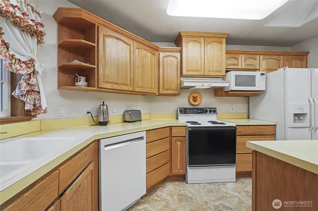 6428 201st Avenue SW, Centralia, WA 98531