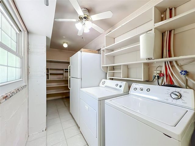 1534 LEEWAY AVENUE, Orlando, FL 32810