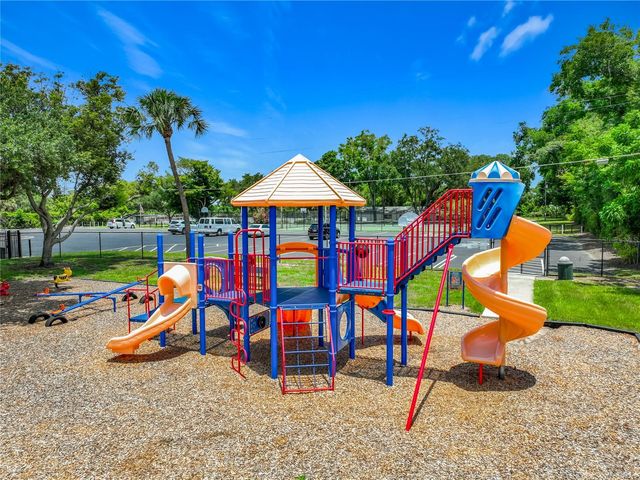 1534 LEEWAY AVENUE, Orlando, FL 32810